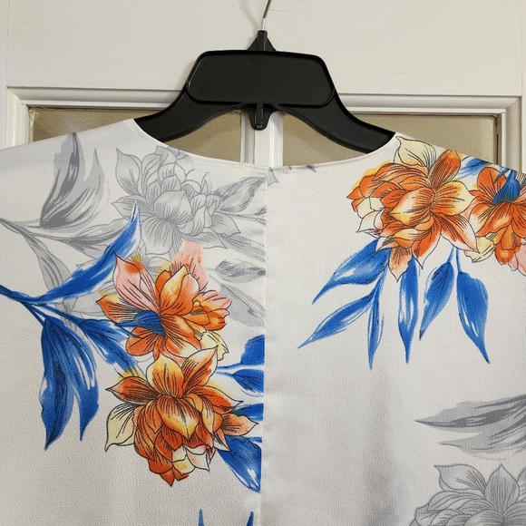 Umgee USA S/M White Floral Open-Front Kimono Cardigan Draped Waterfall Hem - Picture 7 of 10